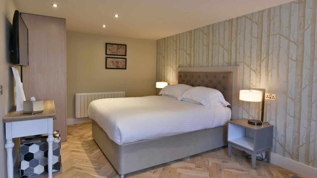 The Seafield Arms Hotel Cullen - Self Catering Exteriör bild
