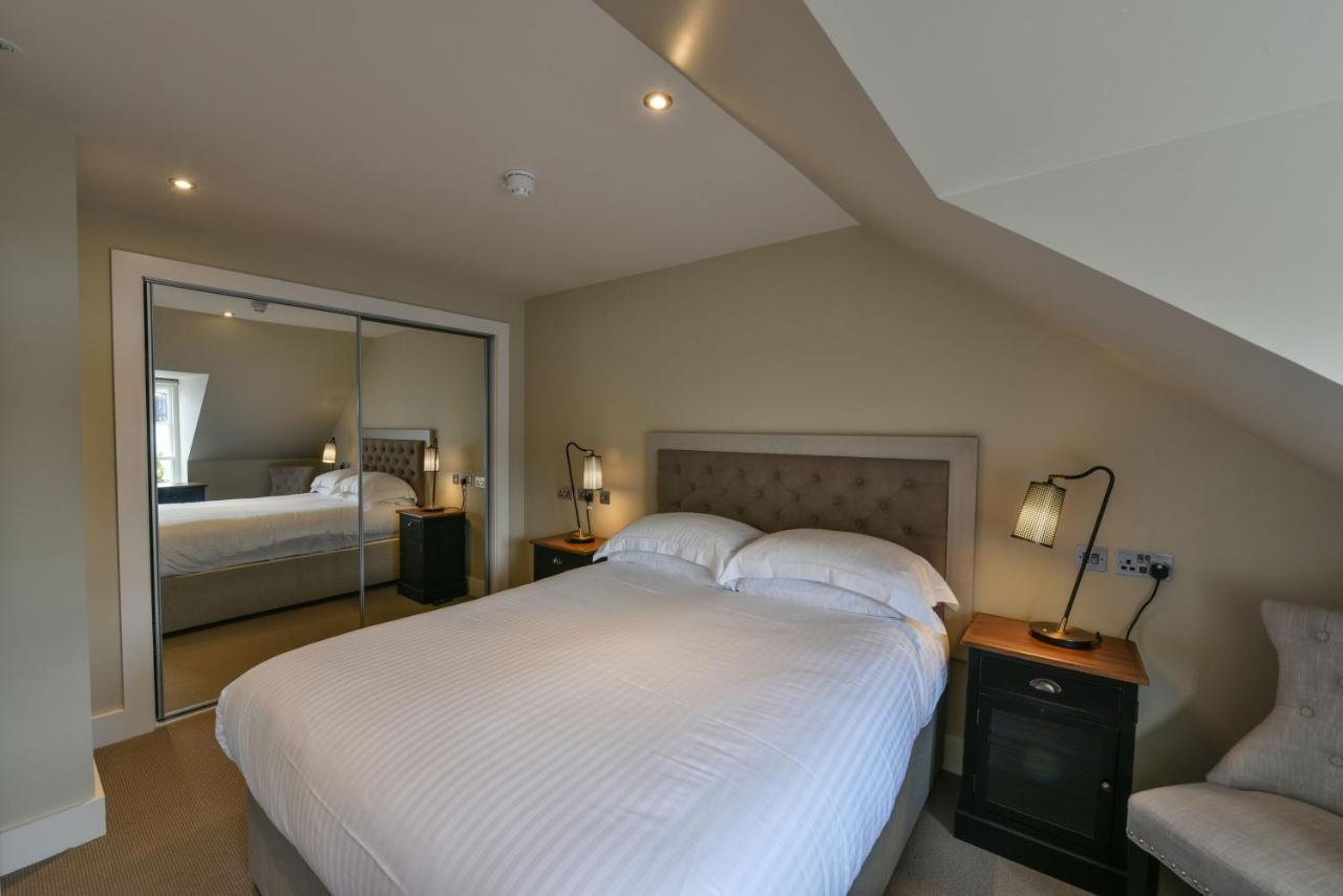 The Seafield Arms Hotel Cullen - Self Catering Exteriör bild