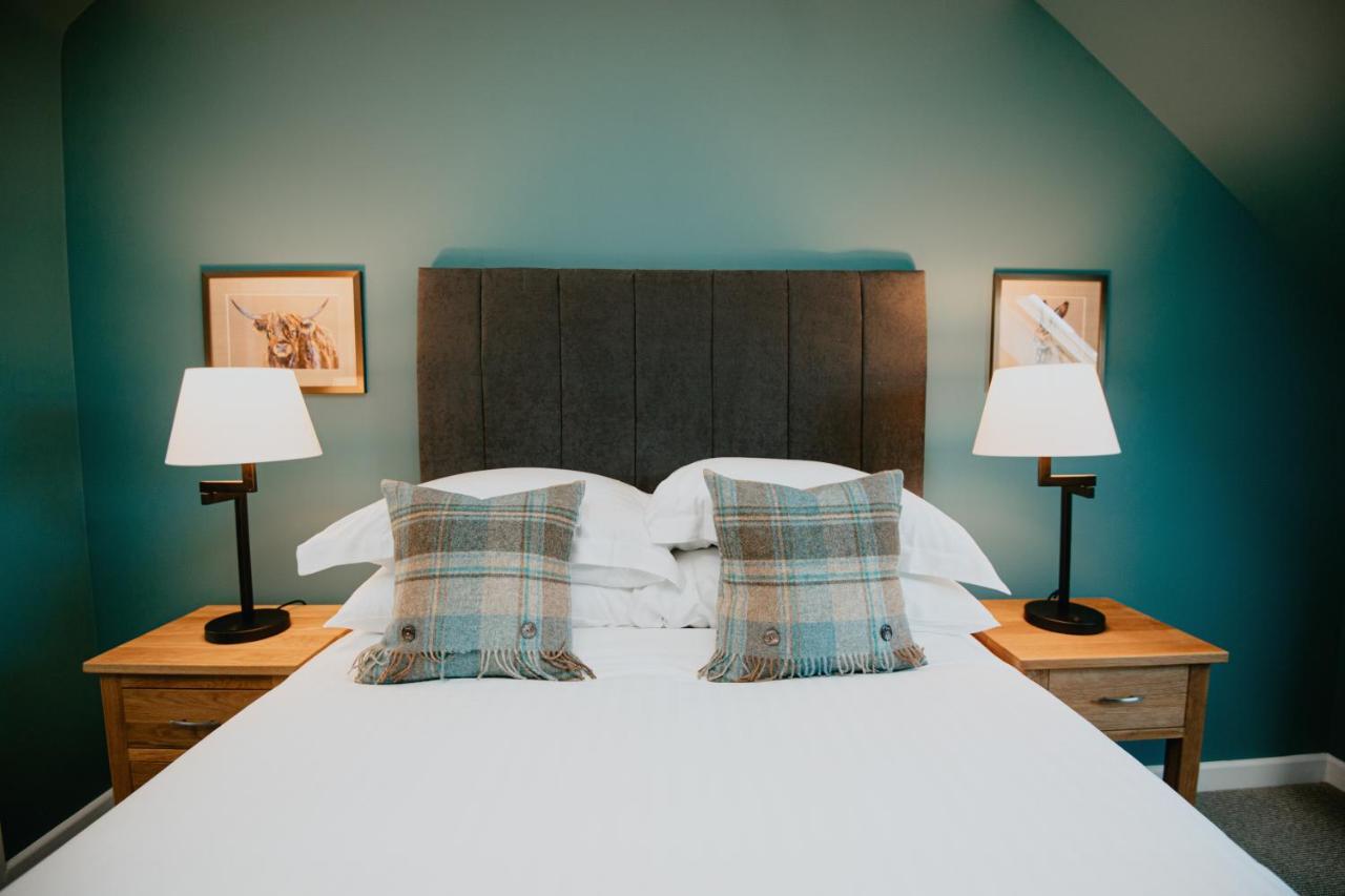 The Seafield Arms Hotel Cullen - Self Catering Exteriör bild