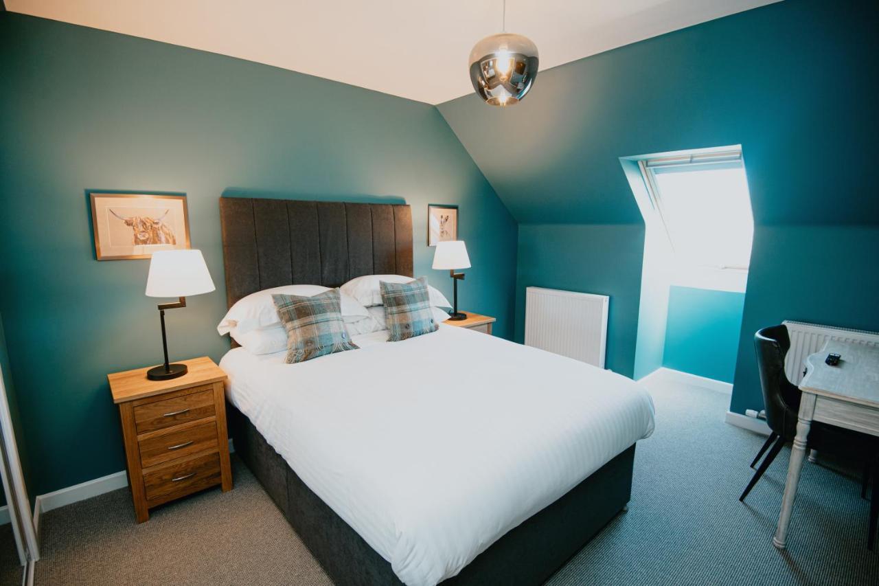 The Seafield Arms Hotel Cullen - Self Catering Exteriör bild